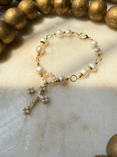 Load image into Gallery viewer, Heavenly Pearl Bracelet Style 2