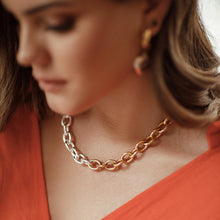 Load image into Gallery viewer, CONNECTION' Two-Tone Chunky Necklace