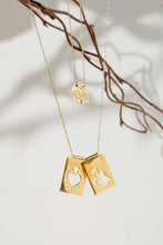 Load image into Gallery viewer, ‘MINI SCAPULAR’ VIRGIN & SACRED HEART