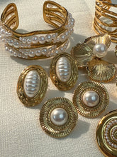 Load image into Gallery viewer, SG Style 16 Bangle
