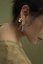 Load image into Gallery viewer, MATISSE MINI Studs Silver
