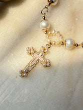 Load image into Gallery viewer, Heavenly Pearl Bracelet Style 2

