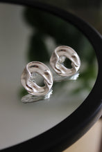 Load image into Gallery viewer, MELT SILVER Earrings
