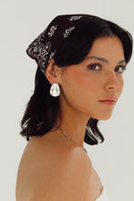 Load image into Gallery viewer, PETAL SILVER Earrings
