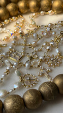 Load image into Gallery viewer, Heavenly Pearl Bracelet Style 8
