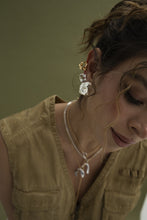 Load image into Gallery viewer, DUNE Earrings Silver Mate
