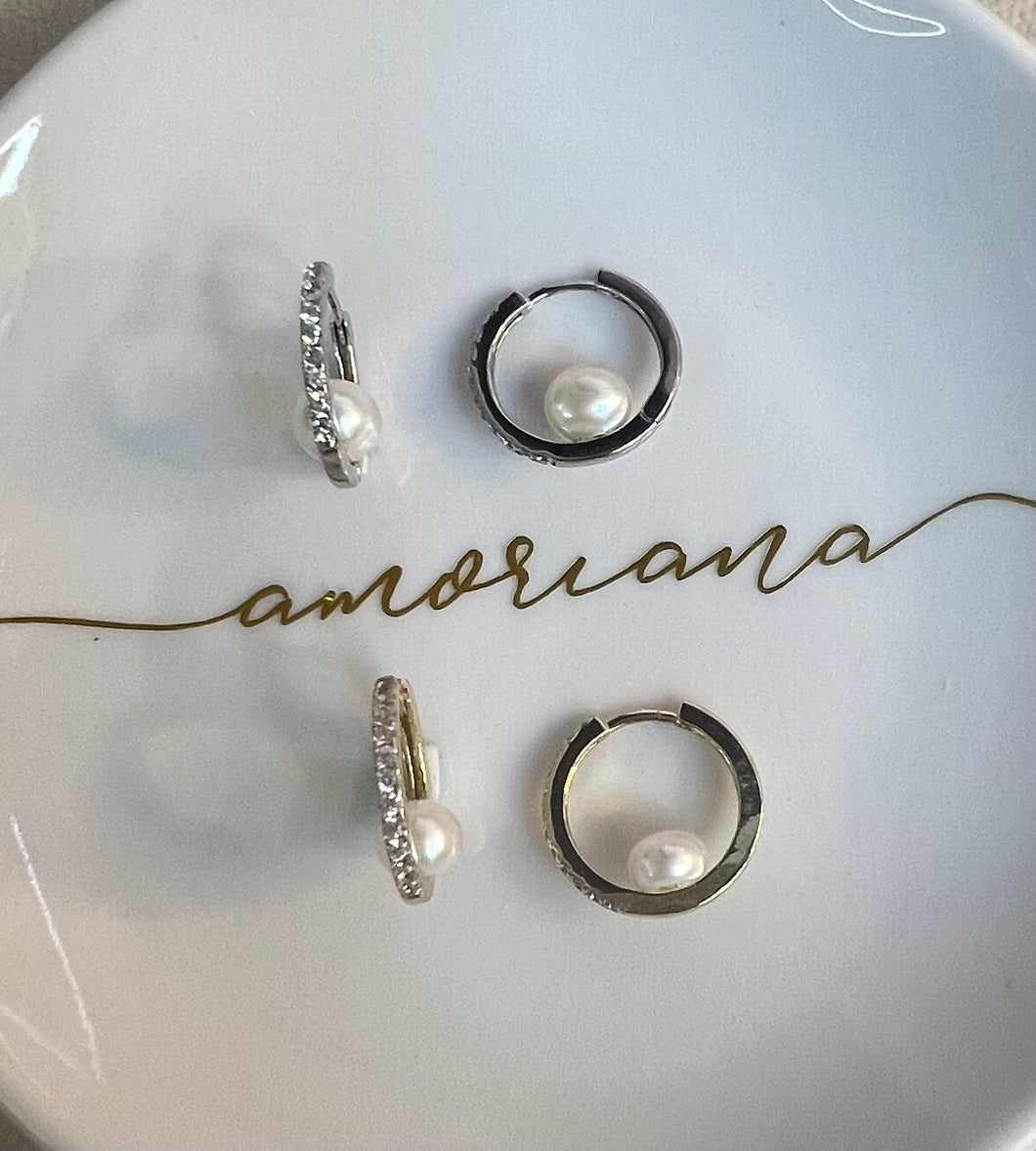 SMALL PEARL HOOPS