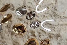 Load image into Gallery viewer, MATISSE Earrings Silver
