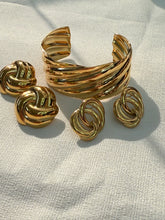 Load image into Gallery viewer, SG Style 20 Bangle
