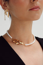 Load image into Gallery viewer, PALOMA GOLD Necklace
