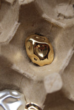 Load image into Gallery viewer, DUNE Studs Gold
