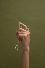 Load image into Gallery viewer, MATISSE Necklace Gold
