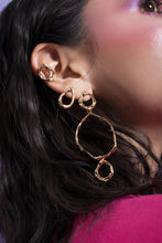 Load image into Gallery viewer, DEMI EARCUFF GOLD
